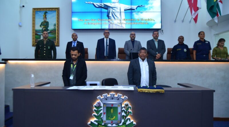 Câmara de veradores de Feira de Santana celebra 133 anos da Guarda Municipal em sessão solene