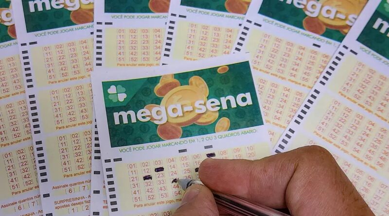 Mega-sena acumula e próximo prêmio será de R$ 300 milhões