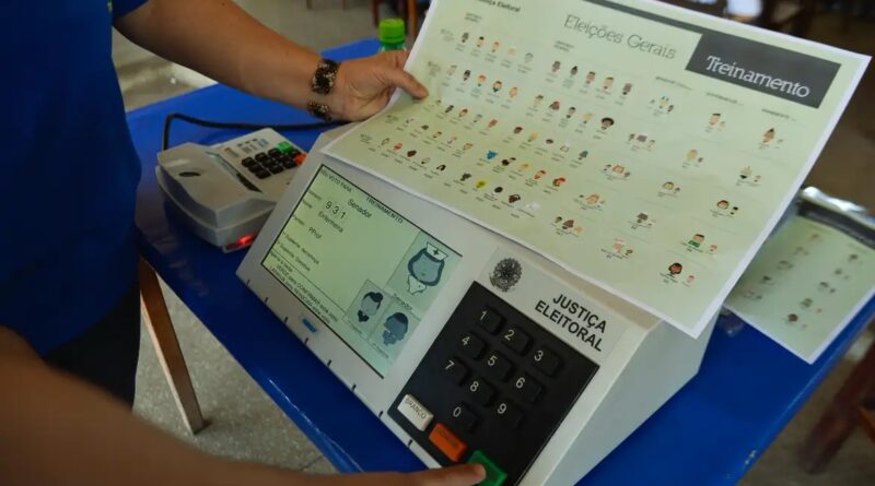 Prazo para tirar ou regularizar título de eleitor termina nesta quarta