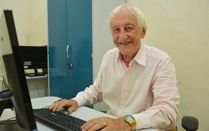 Prefeito José Ronaldo lamenta morte do jornalista Zé Coió, aos 88 anos