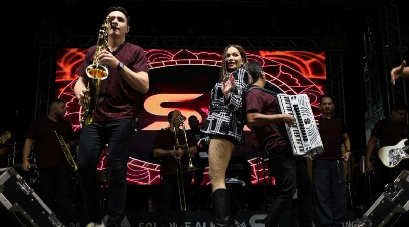 Solange Almeida encerra São Pedro de Jaíba em grande estilo