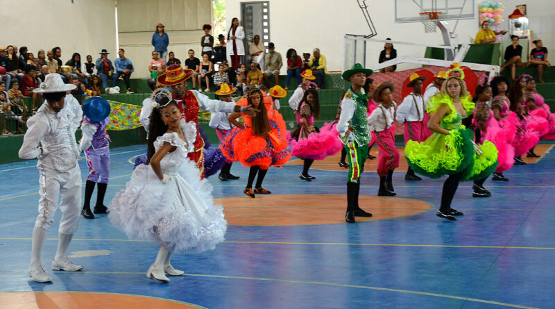 SECEL fortalece cultura popular com apoio ao 3º Festival de Quadrilhas Juninas de Feira de Santana