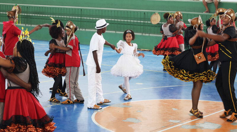 Ginásio de Esportes Joselito Amorim é palco para o 3º Festival de Quadrilhas Juninas de Feira de Santana