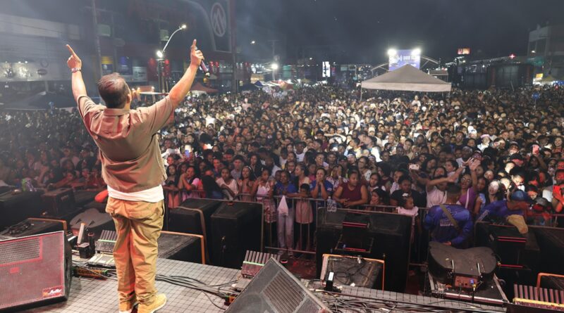 Fé e louvor marcam encerramento da 31ª Marcha para Jesus em Feira de Santana