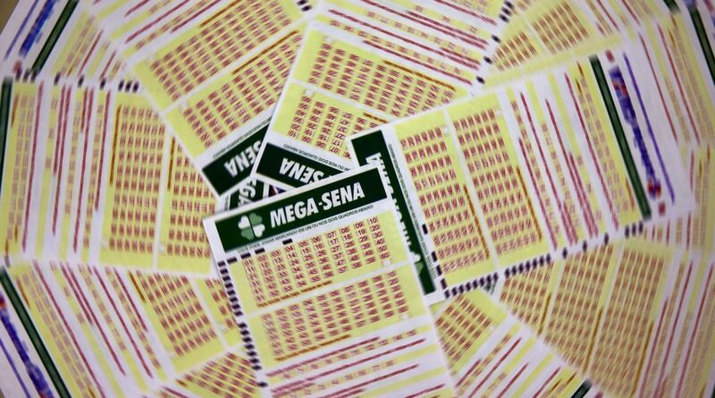 Mega-Sena acumula para R$ 102 milhões; confira os números sorteados