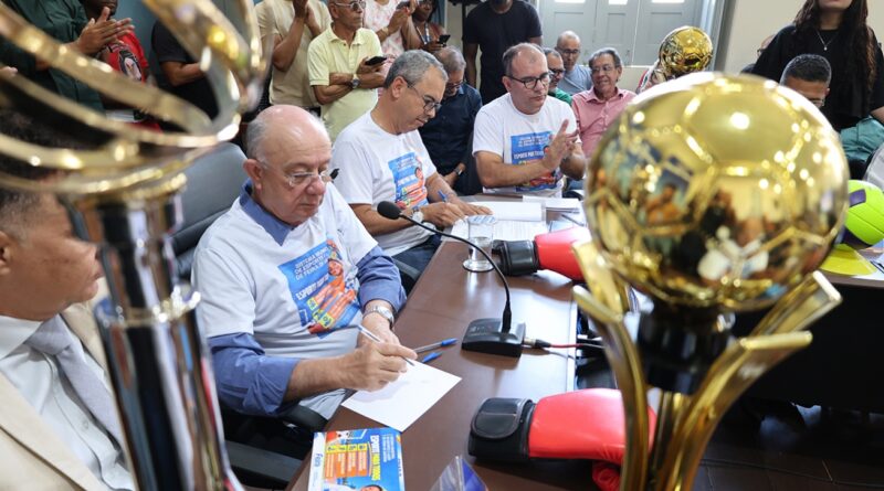 Programa Esporte Para Todos é apresentado e marca novo passo para fortalecimento do esporte em Feira de Santana Programa Esporte Para Todos é apresentado e marca novo passo para fortalecimento do esporte em Feira de Santana