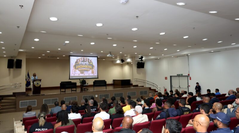 Governo da Bahia reforça a importância dos homens no combate à violência contra a mulher